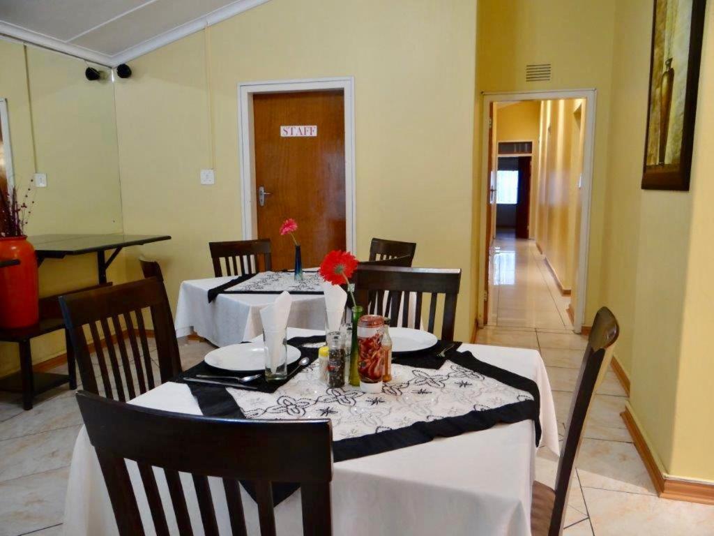 Lilliz Guest House Ουμτάτα Εξωτερικό φωτογραφία